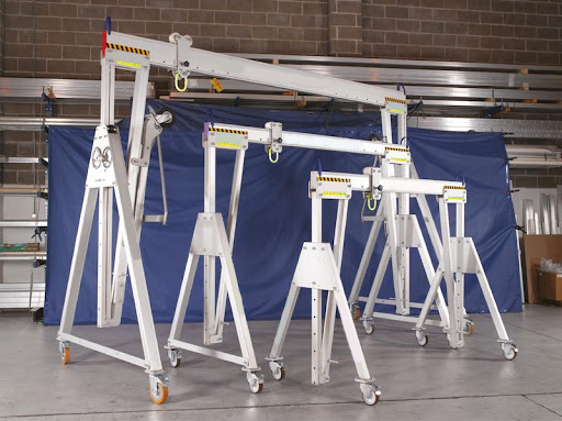 Light aluminum foldable gantry crane
